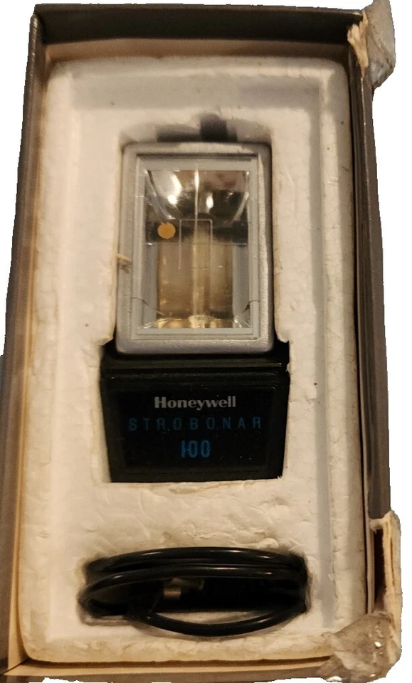 Honeywell Auto Strobonar 100 Camera Flash #165 - Image 1 of 4