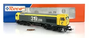 PS199 - ROCO H0 63442 - LOCOMOTORA DIESEL RENFE 319.228 TAXI - DIGITAL DC - TOP! - Imagen 1 de 8