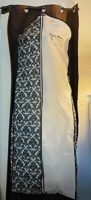 Vestido de novia Maggie Sottero Sofisticade Sirena costaba $1760 Foto 1 de 4