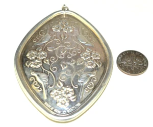 VINTAGE 1974 TOWLE STERLING SILVER 4 TURTLE DOVES CHRISTMAS ORNAMENT - Picture 1 of 3