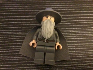 Lego Gandalf (lor001) Minifigures Lord Of The Rings 9469/79003/79010 - Picture 1 of 2