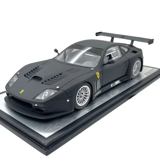 Modellino Auto Red Line Models 1/24 Ferrari F575 GTC Presentation Black - Immagine 1 di 4