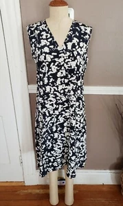 NEW!! MSRP $395 Gorgeous Sleeveless 100% Silk Dress By Vince!! Size 12!! - Picture 1 of 7
