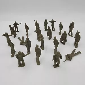 22 VTG 1950s Marx Toy Armed Forces Training Center Combat US Army Soldiers - Picture 1 of 6