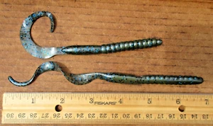 25ct WATERMELON BLUE 7" Curly Tail WORMS Bass Fishing Baits Soft  Ribbon Worm - Picture 1 of 4