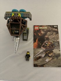 LEGO Rock Raiders: The Granite Grinder (4940)