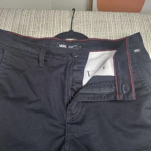 Vans Authentic Chino Shorts Herren 30 schwarz Freizeit Skateboarding klassisch Sommer - Bild 1 von 12