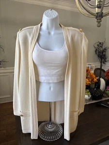 Suéter Cárdigan St. John Vintage - Mediano - Botón Dorado - Color Marfil/Crema - Imagen 1 de 15