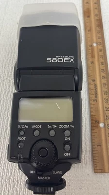 Flash de montaje en zapata Canon SPEEDLITE 580EX hecho en Japón Foto 1 de 4