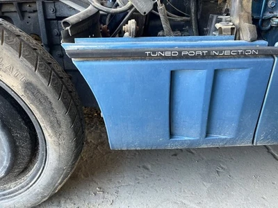 88-90 CORVETTE C4 LF FENDER ASSY, WITH WHEELHOUSE PANELS Foto 1 de 4