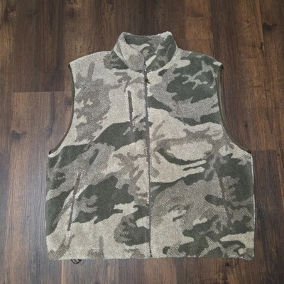 Cabelas Berber Fleece Camo Vest Men's 2XL - Image 1 of 4
