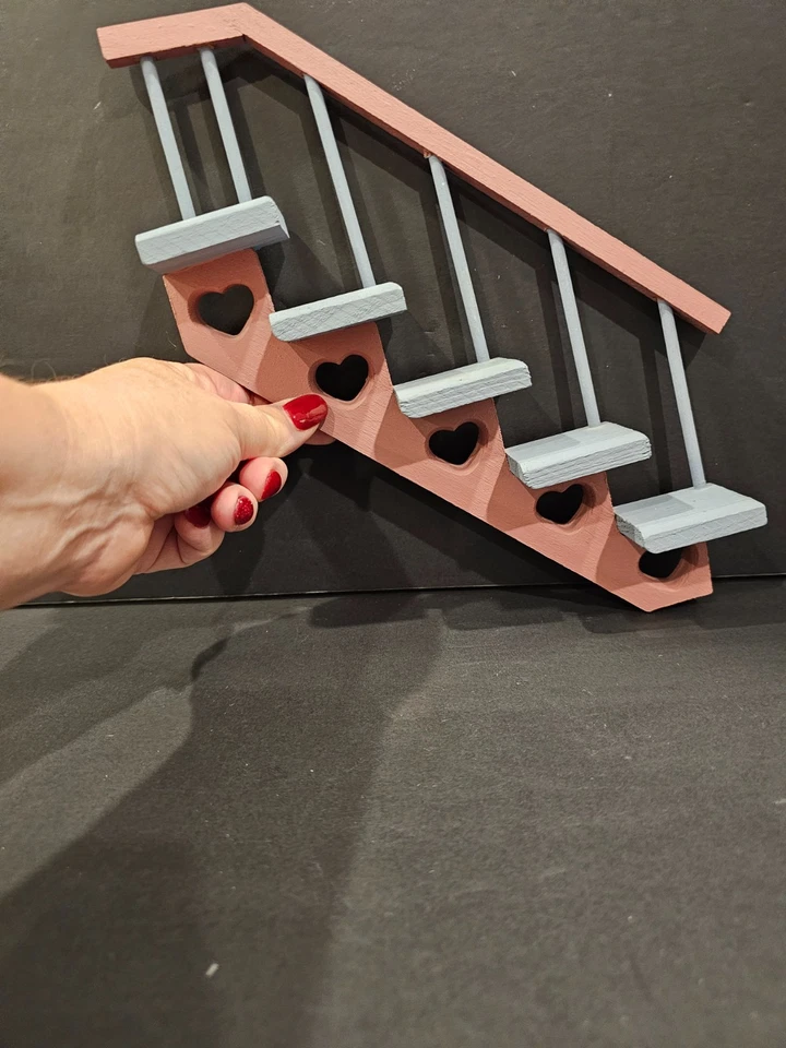 Escalera de madera en miniatura accesorio para casa de muñecas exhibición de pared Foto 1 de 4