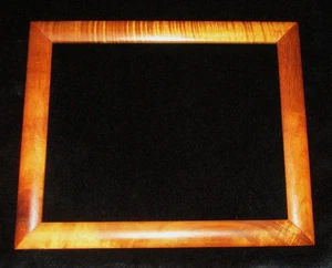 MARCO KOA RIZADO SÓLIDO VINTAGE 9 1/4" x 11 1/4" x 1/2" de espesor - Imagen 1 de 4