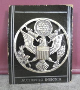 Vintage Pewter WWII Military E Pluribus Unum American Eagle Medal Screw Back Pin - Picture 1 of 6