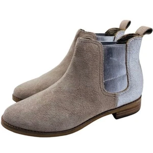 TOMS Ella Women's Taupe & Silver Suede Ankle Boot Bootie Size 6.5 NEW - Picture 1 of 12
