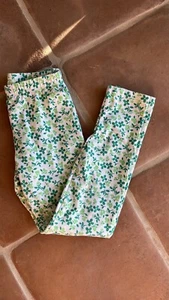 Cat & Jack Girls Green Floral  Pajama Bottoms Size 8 - Picture 1 of 4