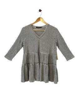 Doe & Rae Top Black White Stripe Tiered 3/4 Sleeve V Neck Tunic Babydoll Small - Picture 1 of 7