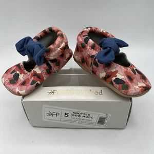 Freshly Picked Knotted Bow Moccasins Leather Toddler Sz 5 Island Bloom Floral - Picture 1 of 10