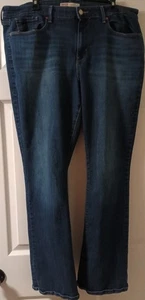 Levi's Women's Classic Bootcut Blue Jeans Size 18M 34X32 - Picture 1 of 5