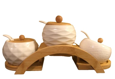 Juego de tarros de condimentos de porcelana, tarros de especias con tapas y cuchara de bambú, bandeja de madera, Foto 1 de 4