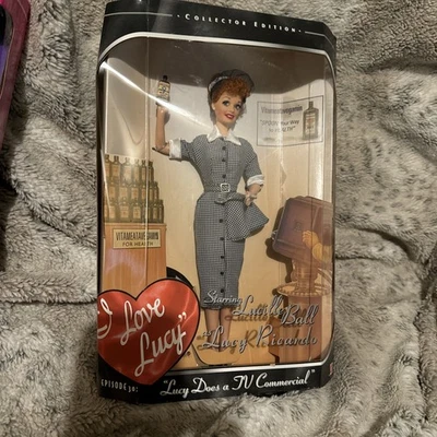 NUEVO EN CAJA - Barbie as I Love Lucy - Edición Coleccionista - Timeless Treasures Mattel Foto 1 de 3