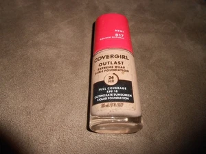 Covergirl Outlast Extreme Wear Foundation 817 Golden Natural - Picture 1 of 1