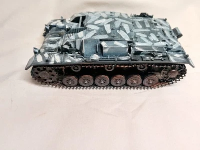 DRAGON STUG III SCALA 1/35 COSTRUITO COME DA FOTO - Immagine 1 di 4
