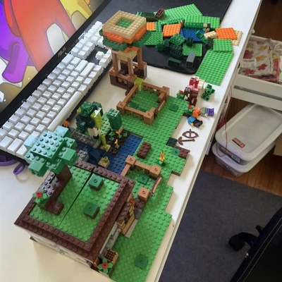 LEGO Minecraft The First Night &The Farm 21114 21115+Balloon 96% builtCHECK DESC - Image 1 of 4