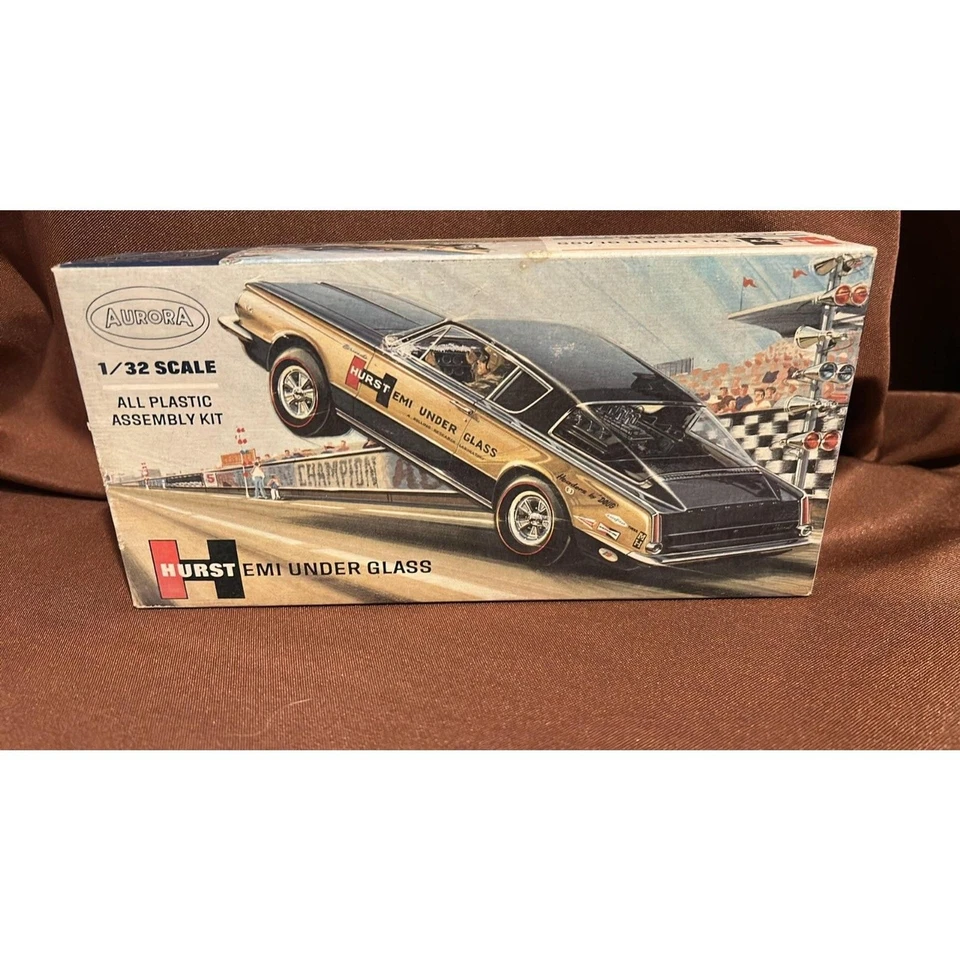 Aurora Hemi Under Glass Plymouth Barracuda 1/32 - Image 1 of 4