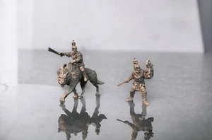 Orc Captain, Fuß & montiert - ideal für LoTR MESBG, Wargames & Sammler 28 mm - Bild 1 von 10