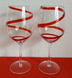 VINTAGE Set Of 2 PIER 1 RED SWIRLINE WATER GOBLETS 9" TALL (RJ) - Picture 1 of 6
