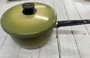 Revere Ware Sauce Pot - Solid Aluminum, Avocado Green, With Lid, Vintage - Picture 1 of 14