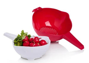 Two Tupperware Colanders 1 qt & 2 Qt Strainers Pasta Vegetables Red White New - Picture 1 of 3