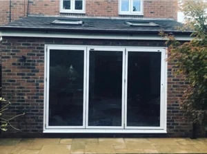 £530 por hoja IVA incluido Calidad Aluminio Puertas plegables inc Vidrio 3 paneles Blanco. - Imagen 1 de 14