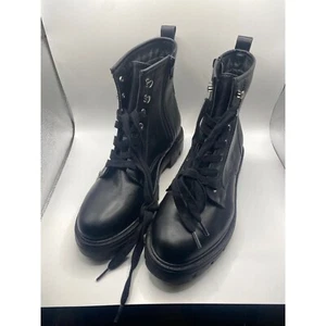 Madden Girl Combat Boots Lug Lace Up Ankle Booties Black Chunky Size 8.5 - Picture 1 of 6
