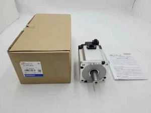 Omron R88M-K75030T-S2 Servo Motor New One Expedited Shipping R88MK75030TS2#- - Picture 1 of 5