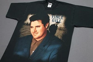M * vtg 90s 1995 VINCE GILL Souvenirs tour t shirt * country music * 5.112 - Picture 1 of 6