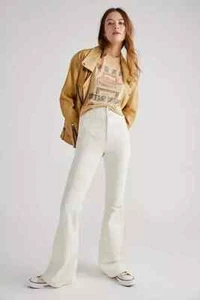 Free People Jayde Cord Jeans Pants High Rise Flare Leg White Size W24 L32 BNWT - Picture 1 of 15