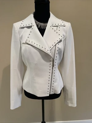 Cache Women’s White Blazer - Image 1 of 4
