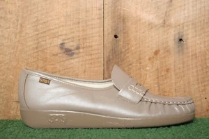 SAS 'Classic' Mocha Leather Moc Toe Penny Loafers Sz. 9.5 S (Extra Narrow) - Picture 1 of 10