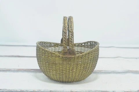 Vintage Woven Brass Basket Double Swing Handle Small Gathering Basket Shape Coll Cover