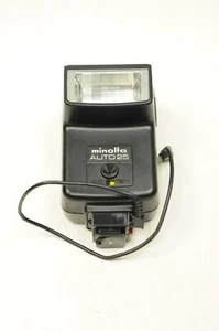 Minolta Auto 25 Shoe Mount Flash for all 35mm Manual Cameras Tested and Working - Picture 1 of 1