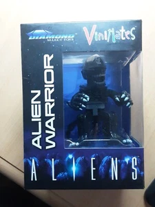 ViniMates ALIENS Alien Warrior Diamond Select Toys 4" Vinyl Figure - Picture 1 of 6