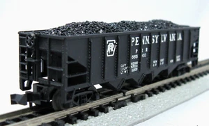AHM Tramoggia personalizzata scala N Pennsylvania PRRR 4 baie con carichi hobby carico carbone, C8 - Foto 1 di 3