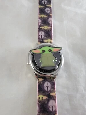 Baby Yoda"The Child" Star Wars Mandalorian Spinner LCD watch  - Image 1 of 4