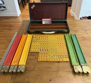 1963-1964 Genuine Catalin National Mah Jongg League Set With 154 Bakelite Tiles - Picture 1 of 6