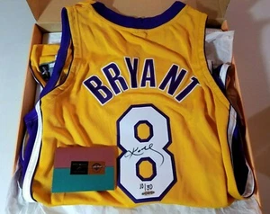 UDA Kobe Bryant signed Lakers Jersey Auto Autograph Upper Deck LE Black Mamba LA - Picture 1 of 11