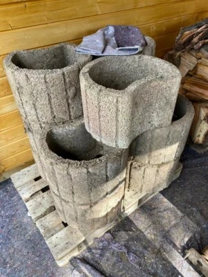Flora braune Betonstwine für Böschung,  Durchmesser ca 50cm, Höhe 30cm.  - Bild 1 von 2