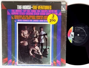 VENTURES *VG+/VG+* "THE HORSE" 1968 US LIBERTY (LST-8057) LP (IN SHRINK/OPEN) - Picture 1 of 2