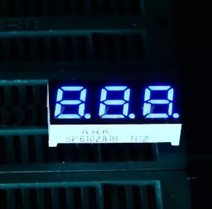 5 pcs 0.28 inch 3 digit led display 7 seg segment Common anode Blue NEW - Picture 1 of 2